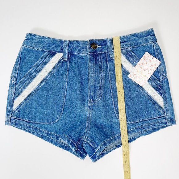 Free People Sweet Surrender High-Waist Denim Shorts Size 26 - Picture 8 of 9